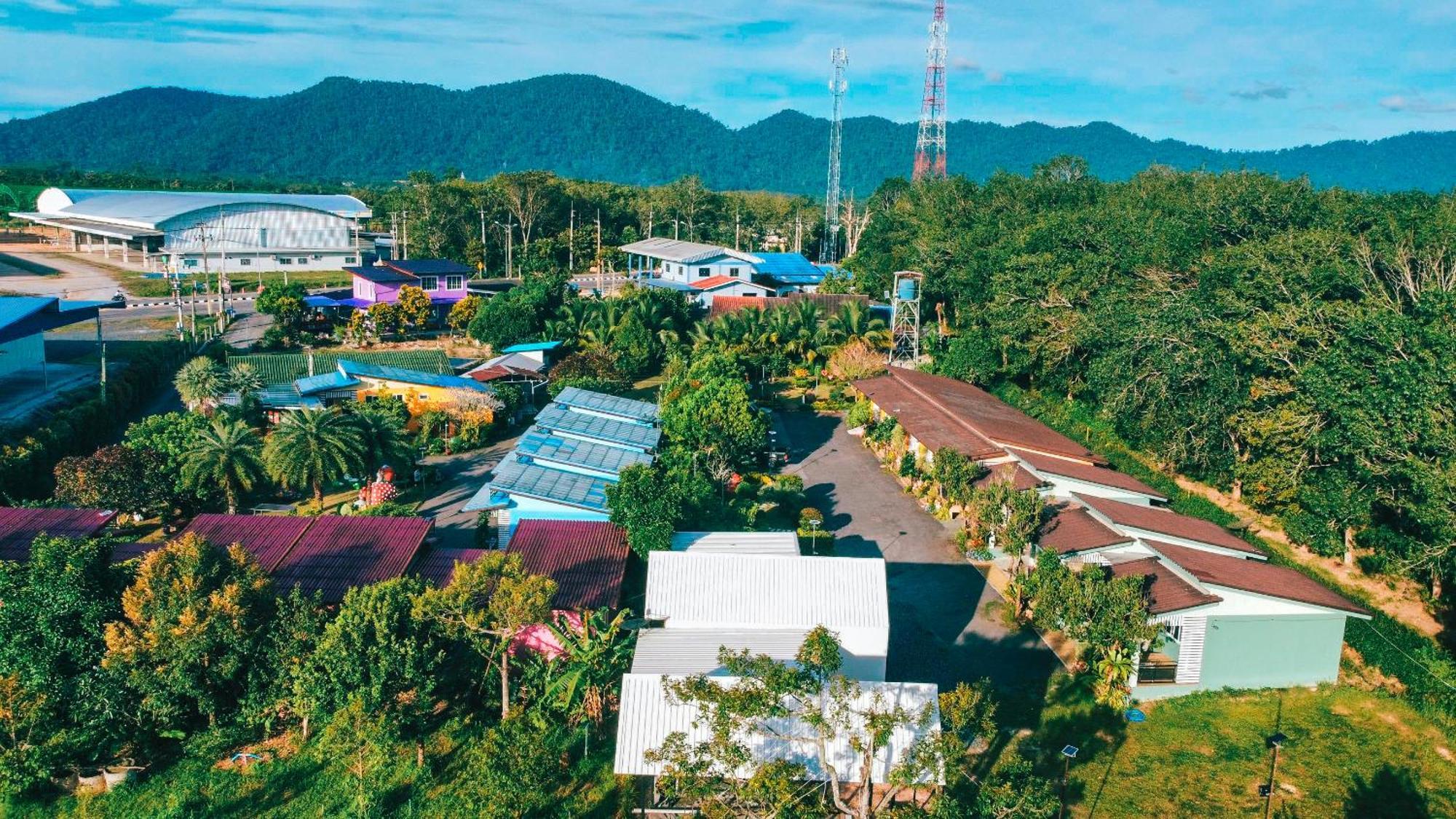 Baan Suan Mee Tang Hotel Chanthaburi Ngoại thất bức ảnh