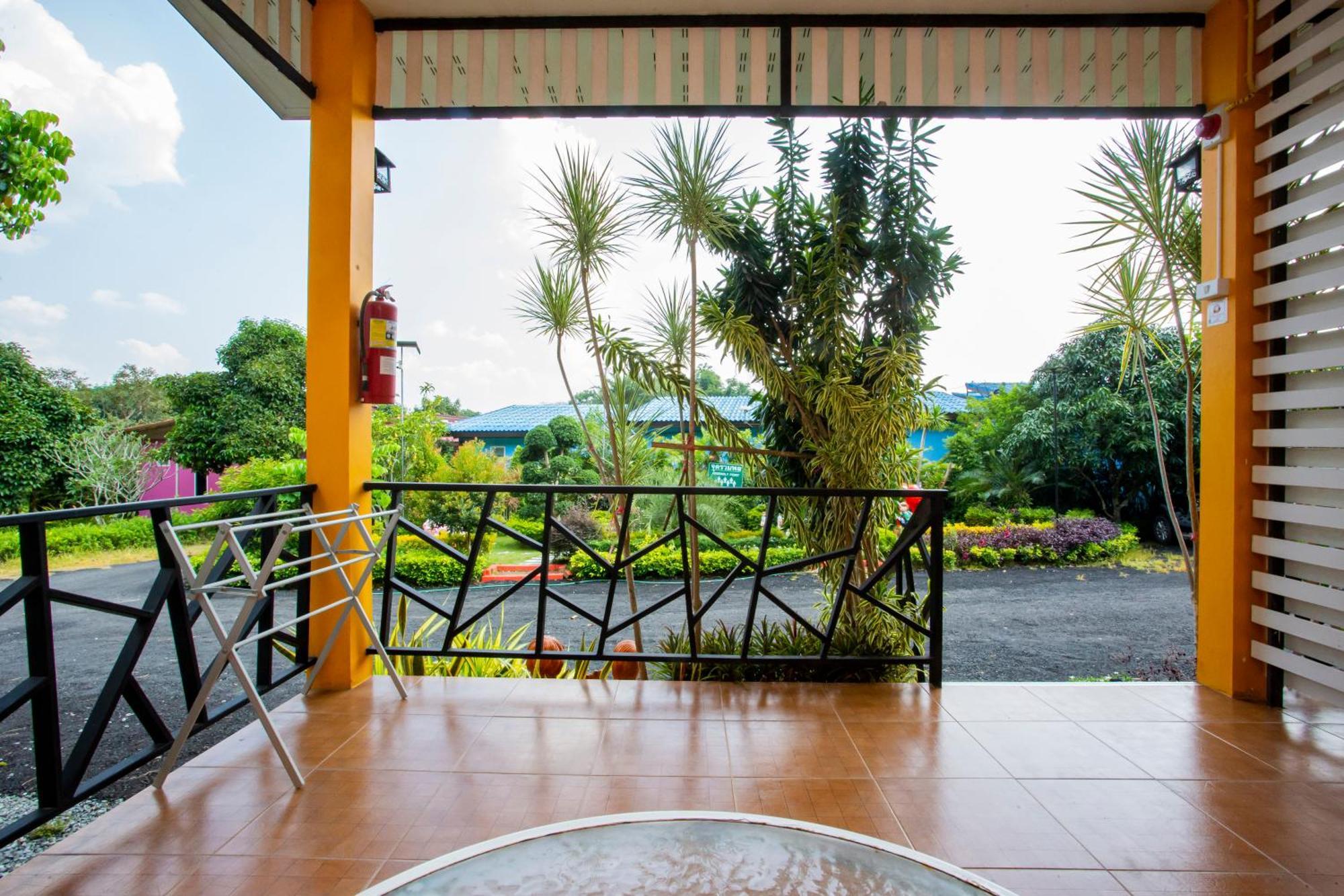 Baan Suan Mee Tang Hotel Chanthaburi Phòng bức ảnh